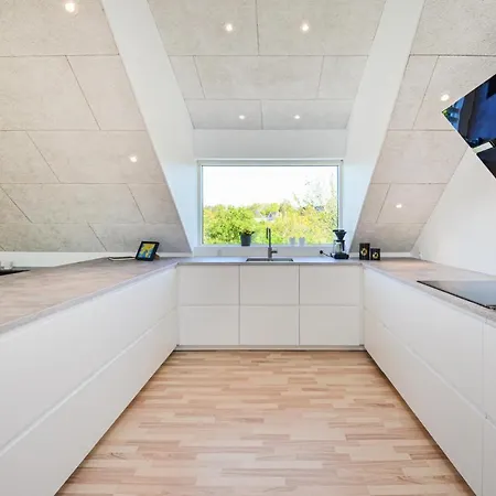 Holiday home Gorgeous In With Kitchen